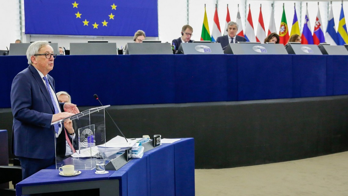 Eurodeputații cer mai mulți bani de la Comisia lui Juncker