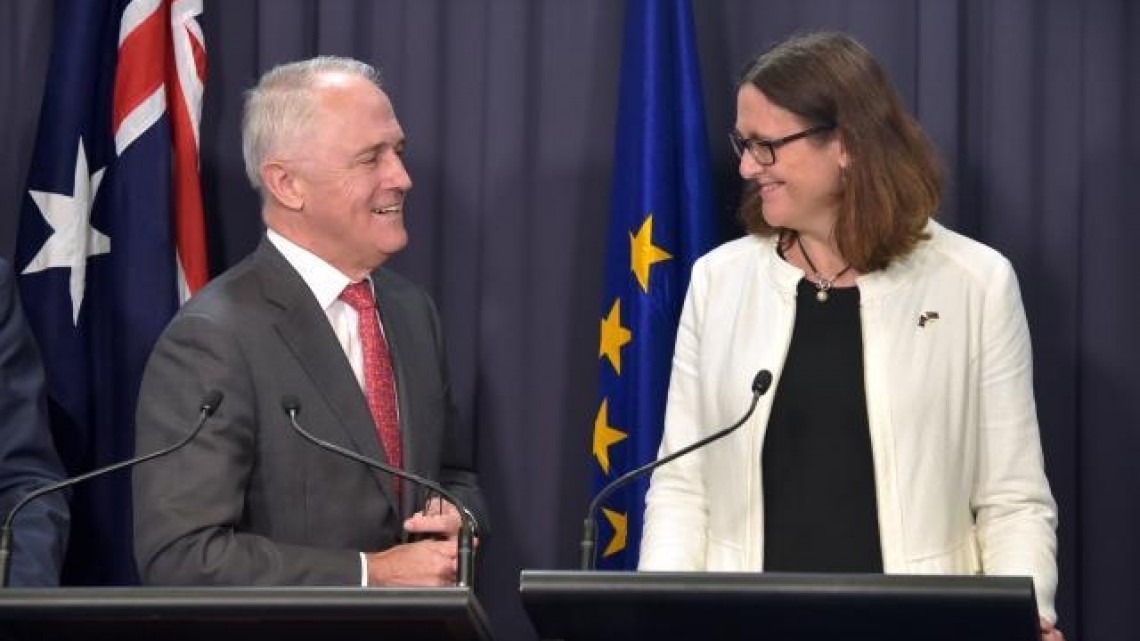 Premierul australian Malcolm Turnbull, și Cecilia Malmström, comisarul european pentru comerț (Sursa foto: Comisia Europeană)