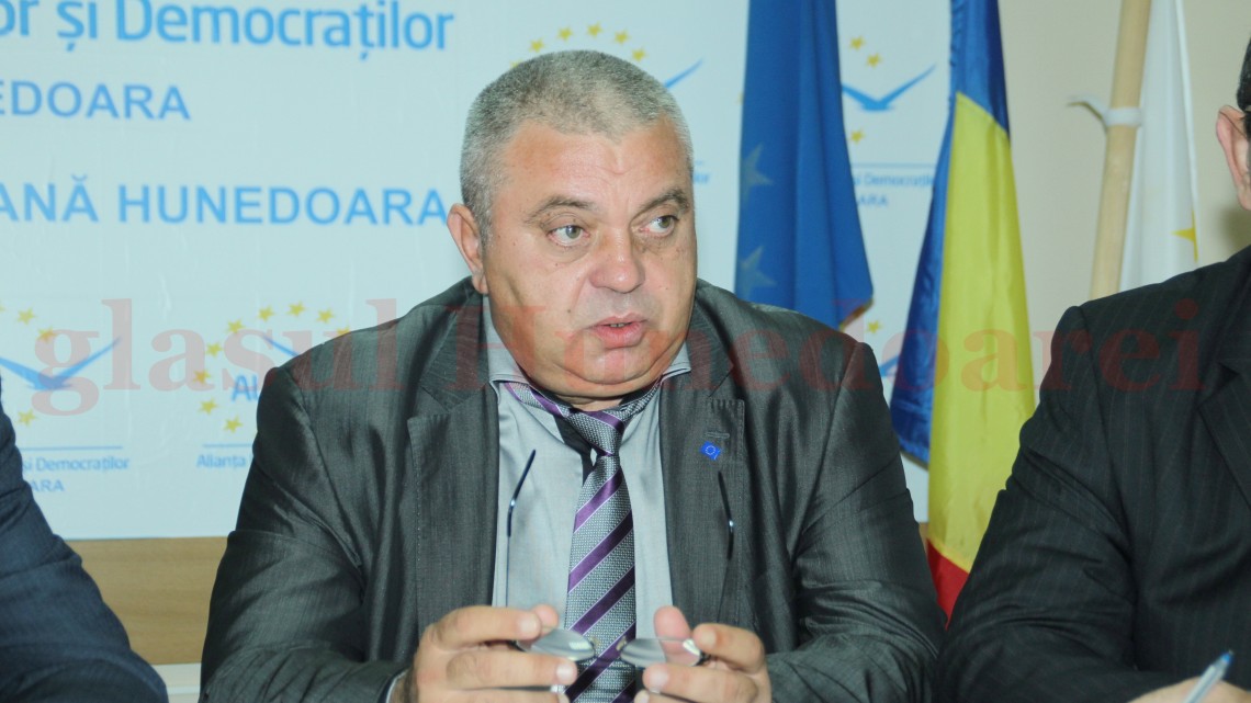 Vasile Șălaru la Deva / sursa: Glasul Hunedoarei