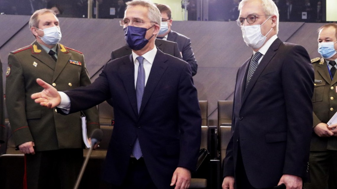 Jens Stoltenberg și Aleksandr Grușko la Consiliul NATO-Rusia de la Bruxelles