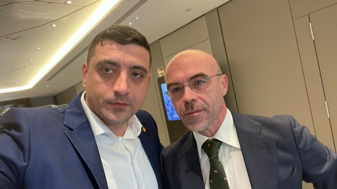 George Simion a postat pe Twitter o fotografie în care apare împreună cu europarlamentarul VOX Jorge Buxade
