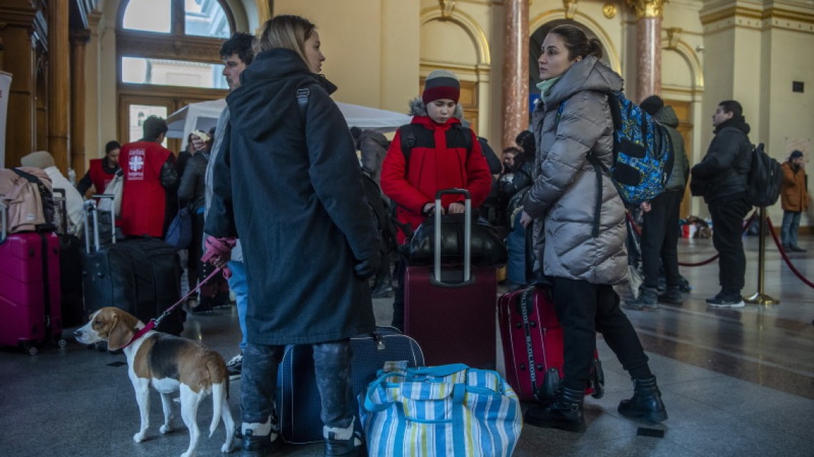 Refugiați ucraineni în Gara Keleti din Budapesta
