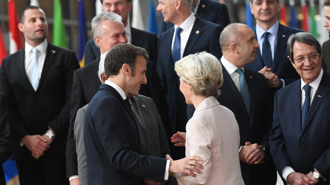 Macron la Consiliul European. Sursa foto: https://newsroom.consilium.europa.eu