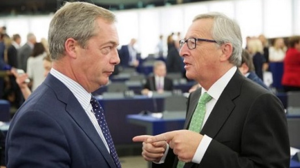Liderul UKIP, Nigel Farage și Președintele CE, Jean-Claude Juncker/Sursă foto: Comisia Europeană