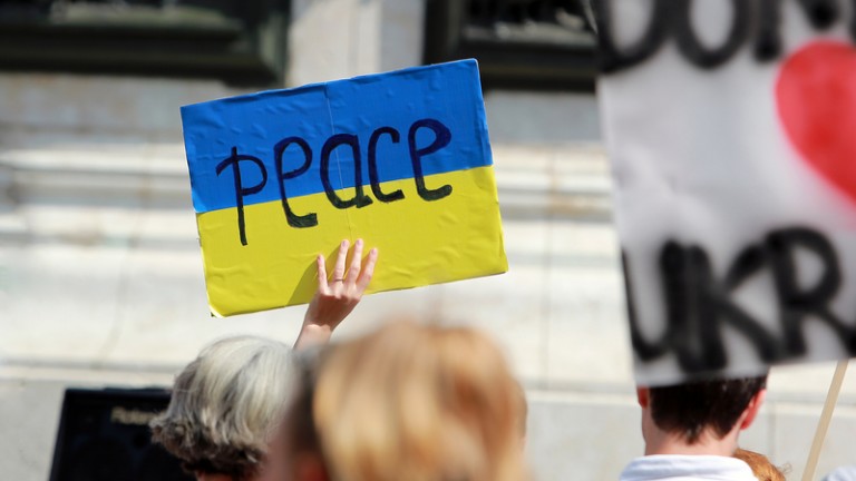 Financial Times: Occidentul încă mai poate salva Ucraina