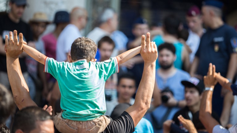 Guvernul ungar tratează migrația ca pe o problemă de securitate, nu ca pe una socială