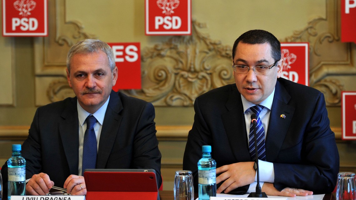 Liviu Dragnea, stânga, Victor Ponta, dreapta