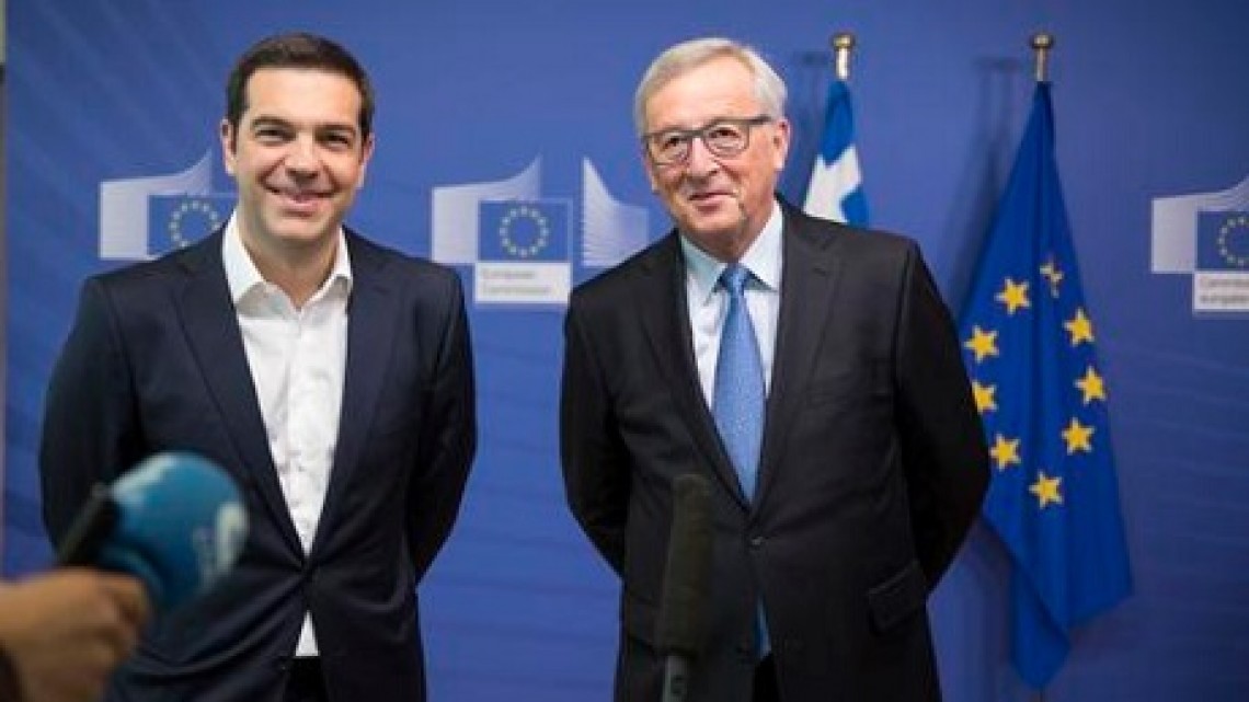 Alexis Tsipras și Jean Claude Juncker/ Sursa foto: captură Twitter