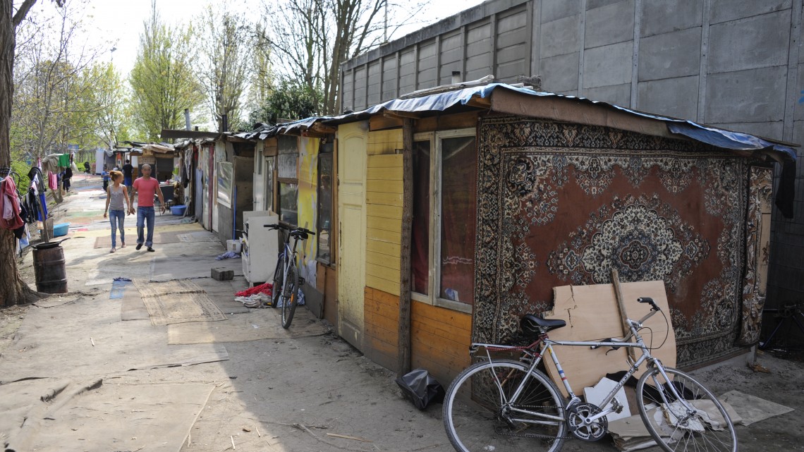 Tabără ilegală de romi în Franța. Sursa foto: Parlamentul European