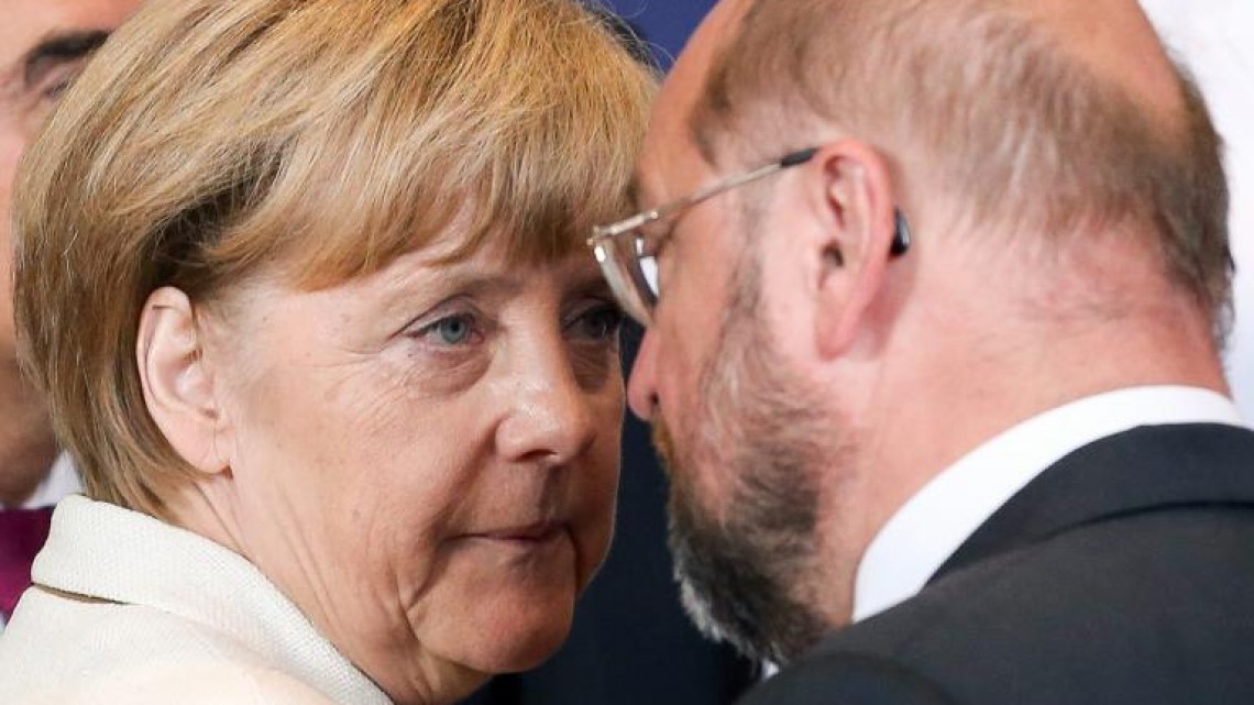 Angela Merkel și Martin Schulz. Ultimul are șanse mici să câștige alegerile.